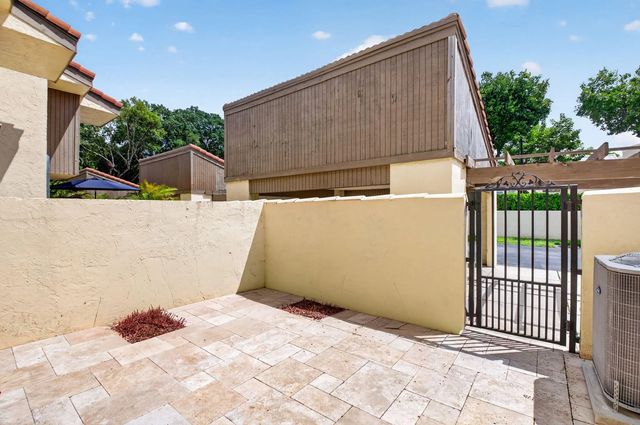 4 of 46 - 1330 Nw 13th Street #16, Boca Raton, FL