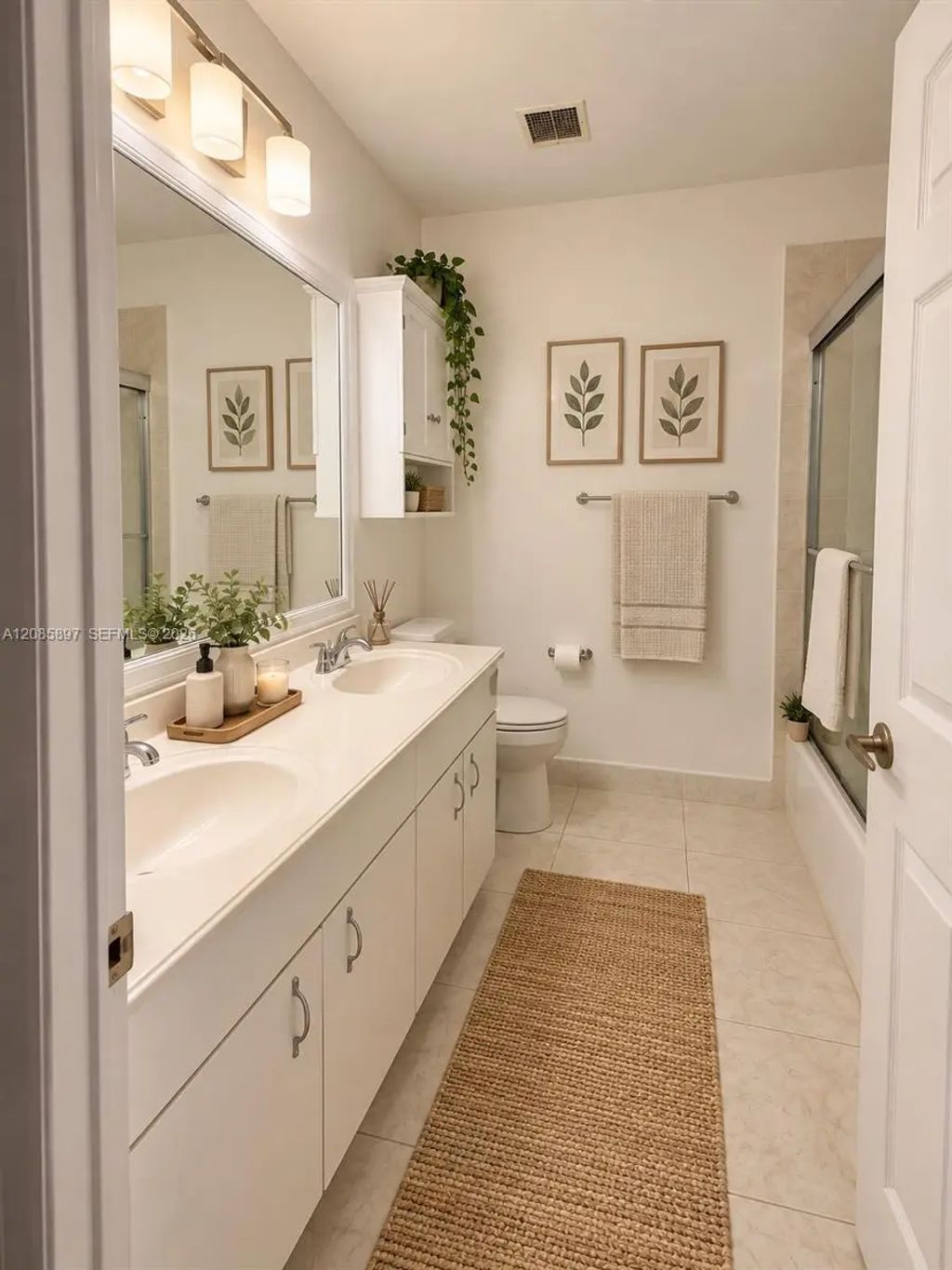 3071 La Mirage Drive, Lauderhill