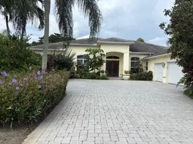 7907 Fairway Lane, West Palm Beach