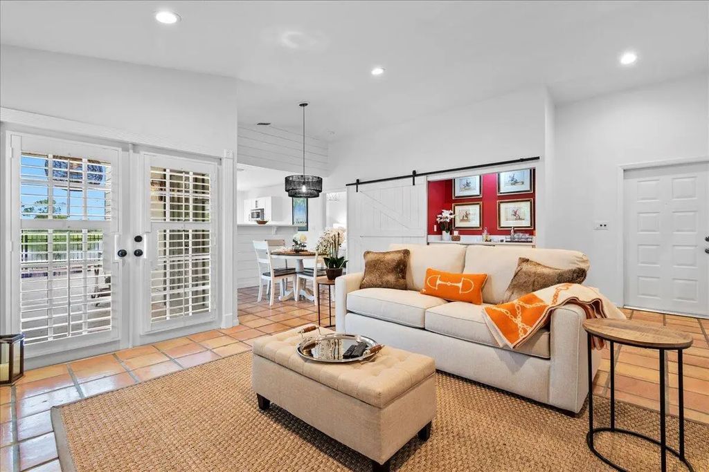 2542 Bedford Mews Drive, Wellington