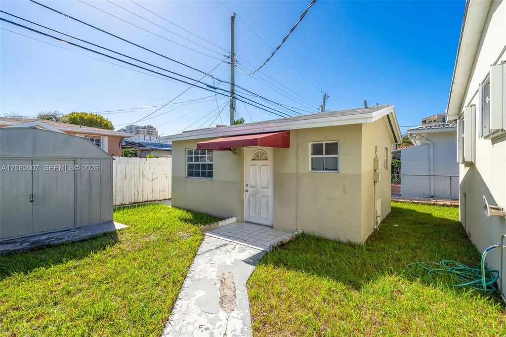 3640 Sw 25th Street #casita, Miami
