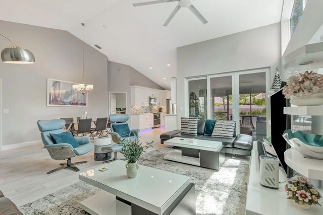 4 of 57 - 204 Sabal Palm Lane, Palm Beach Gardens, FL
