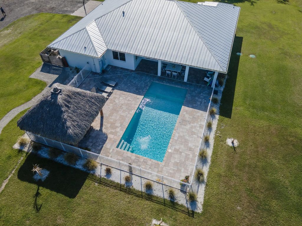 5371 S 25th Street, Fort Pierce
