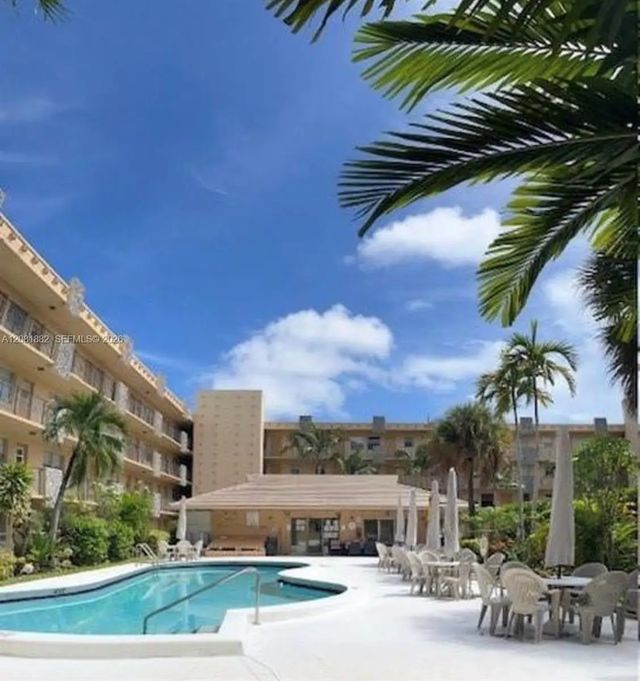 2 of 29 - 2145 Pierce Street #223, Hollywood, FL