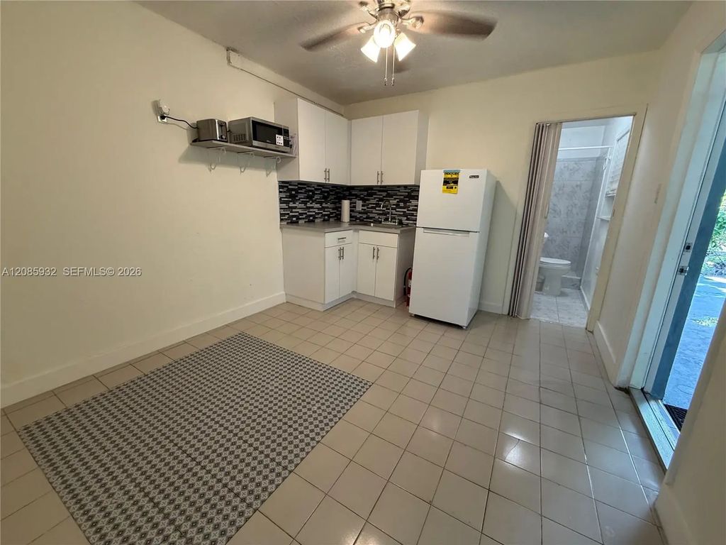 1405 Nw 121st Street #2, North Miami