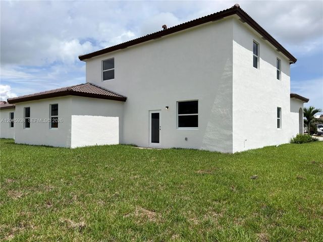 3 of 4 - 2996 Se 25th Terrace, Homestead, FL