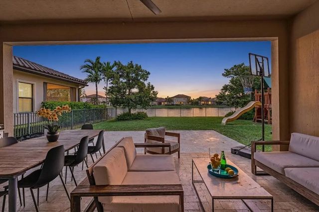 2 of 115 - 12143 S Baypoint Circle, Parkland, FL
