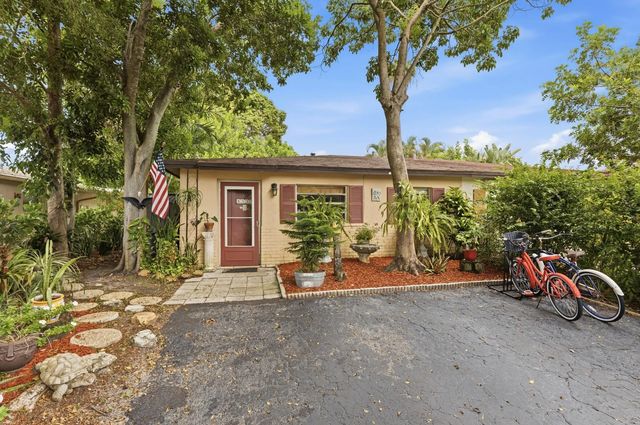 5127 Rose Hill Drive, Boynton Beach