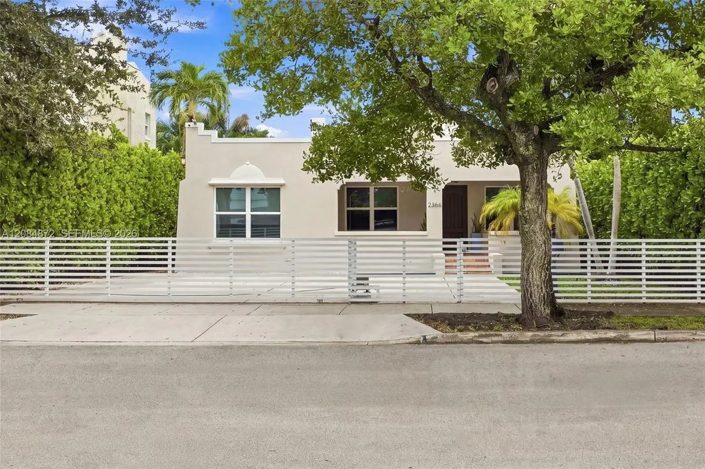 2366 Sw 10th Street, Miami