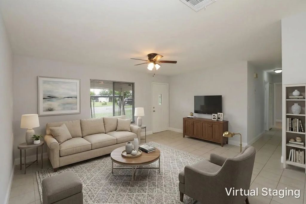 400 Sw Ruffner Court, Port St. Lucie