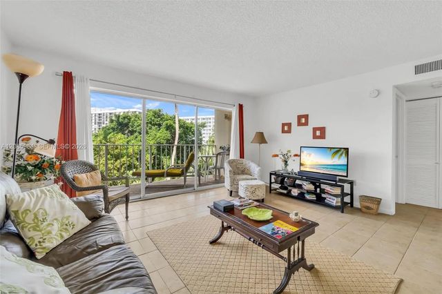 4 of 31 - 200 178th Drive #409, Sunny Isles Beach, FL