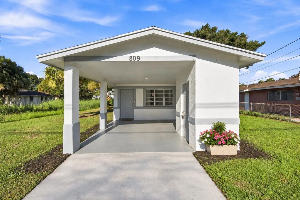 809 N 22nd Street, Fort Pierce