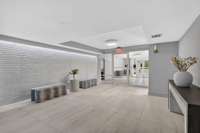 3 of 32 - 2220 S Ocean Boulevard #302, Delray Beach, FL