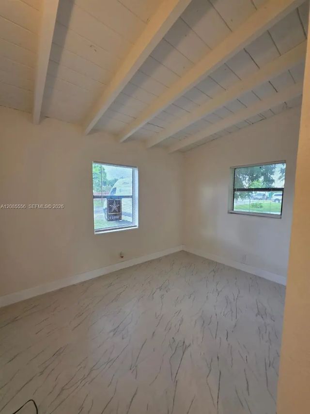 5 of 10 - 1589 Nw 4th Avenue, Pompano Beach, FL