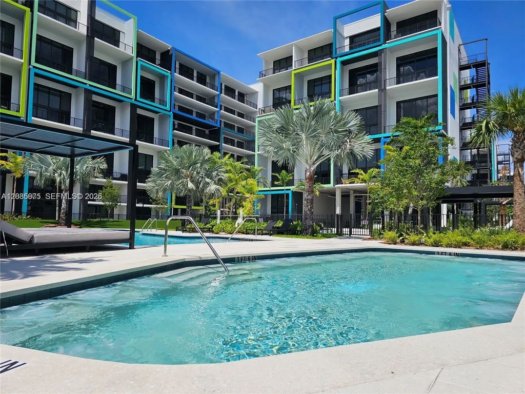 4400 Sunrise Boulevard #l2-a, Plantation