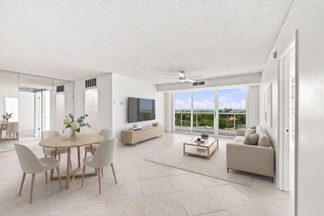 4 of 30 - 2715 N Ocean Boulevard #7d, Fort Lauderdale, FL