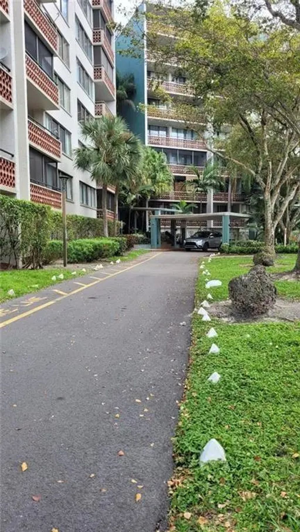 4222 Inverrary Boulevard #4206, Lauderhill