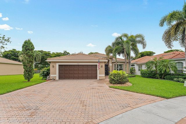 2 of 67 - 11025 Carmelcove Circle, Boynton Beach, FL