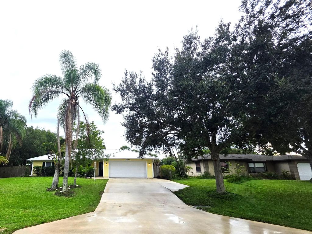 6707 Coquina Avenue, Fort Pierce