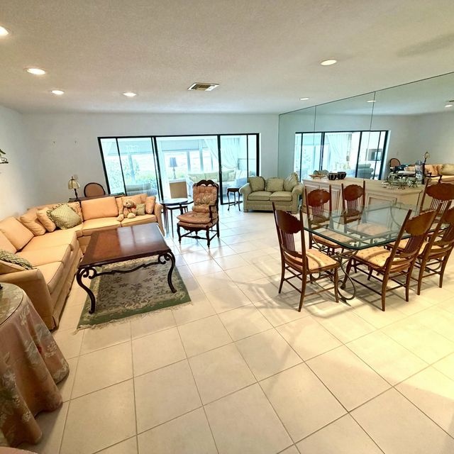 3 of 6 - 28 Southport Lane #b, Boynton Beach, FL
