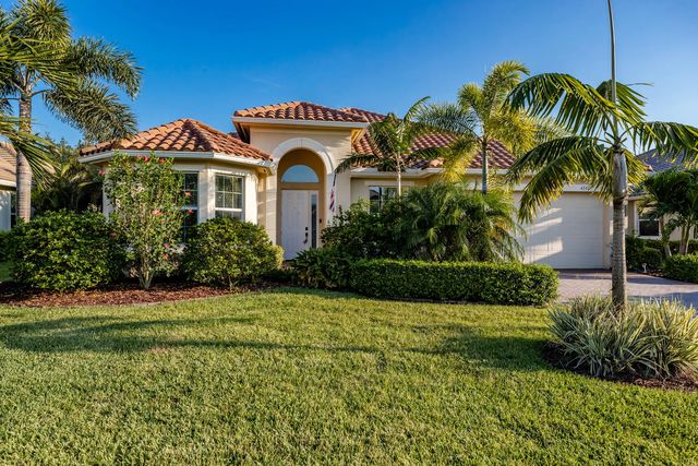 4247 Diamond Square, Vero Beach