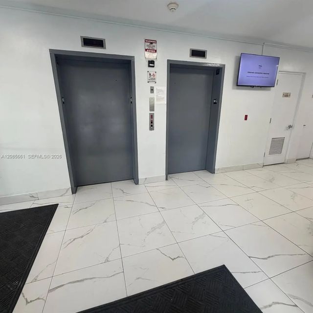3 of 27 - 104 Sw 9th Street #1101, Miami, FL