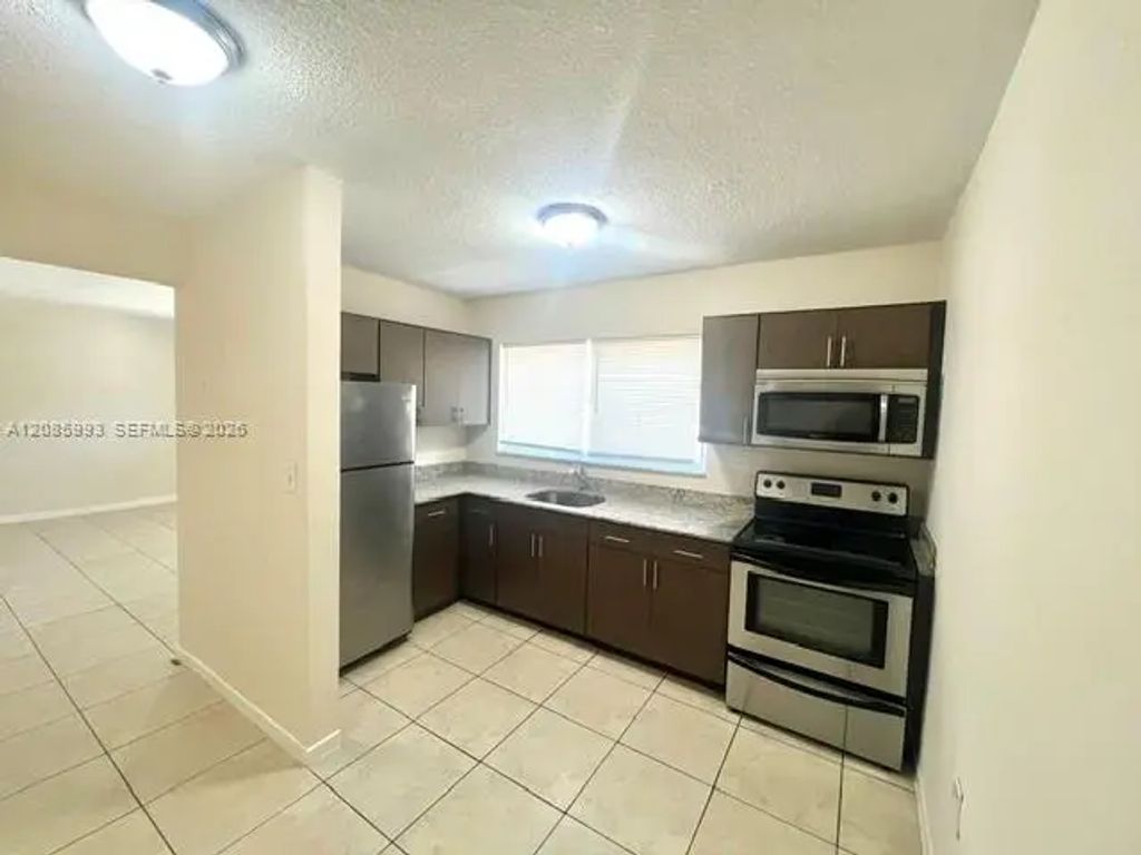 7626 Ne 6th Court #5, Miami