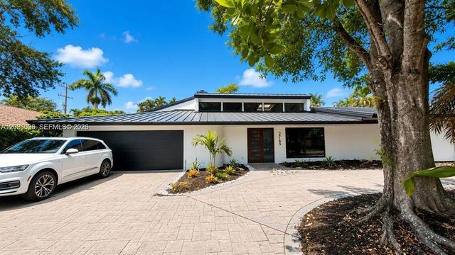 2765 Ne 35th Drive, Fort Lauderdale