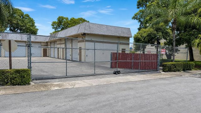 2 of 10 - 125 Se 3rd Street, Deerfield Beach, FL