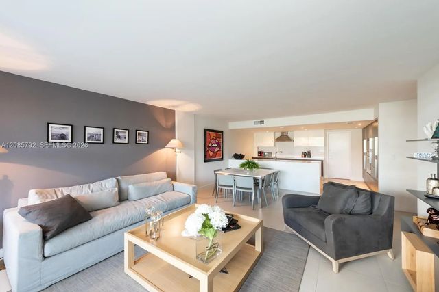 3 of 38 - 199 Ocean Lane Drive #206, Key Biscayne, FL