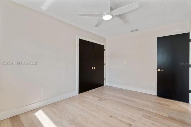 5 of 18 - 1981 Briarwood Street, , FL