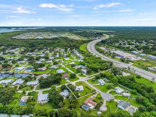3 of 47 - 404 21st Street Se, Vero Beach, FL