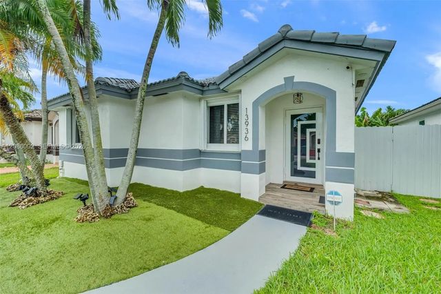2 of 40 - 13936 Sw 151st Avenue, Miami, FL