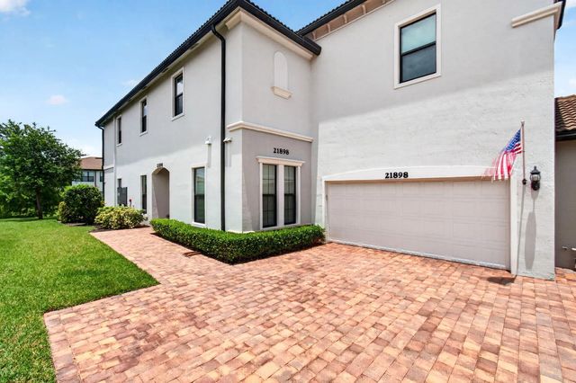 21898 Canadensis Circle, Boca Raton