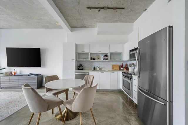 5 of 14 - 234 Ne 3rd Street #1403, Miami, FL