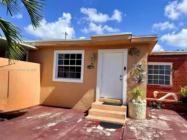 343 W 11th Street, Hialeah