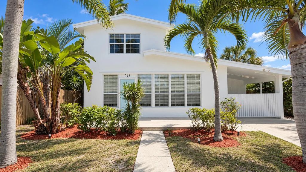 211 Dartmouth Drive, Lake Worth Beach