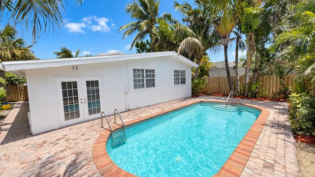 2 of 25 - 211 Dartmouth Drive, Lake Worth Beach, FL