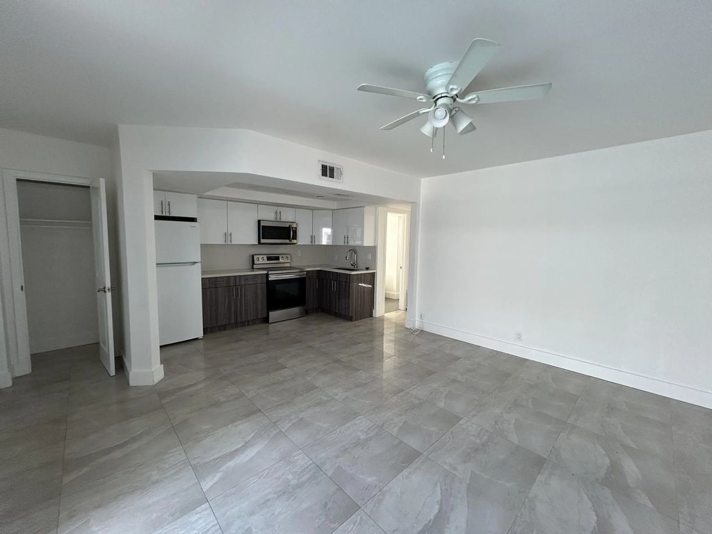 1534 Se 15th Street #5, Fort Lauderdale