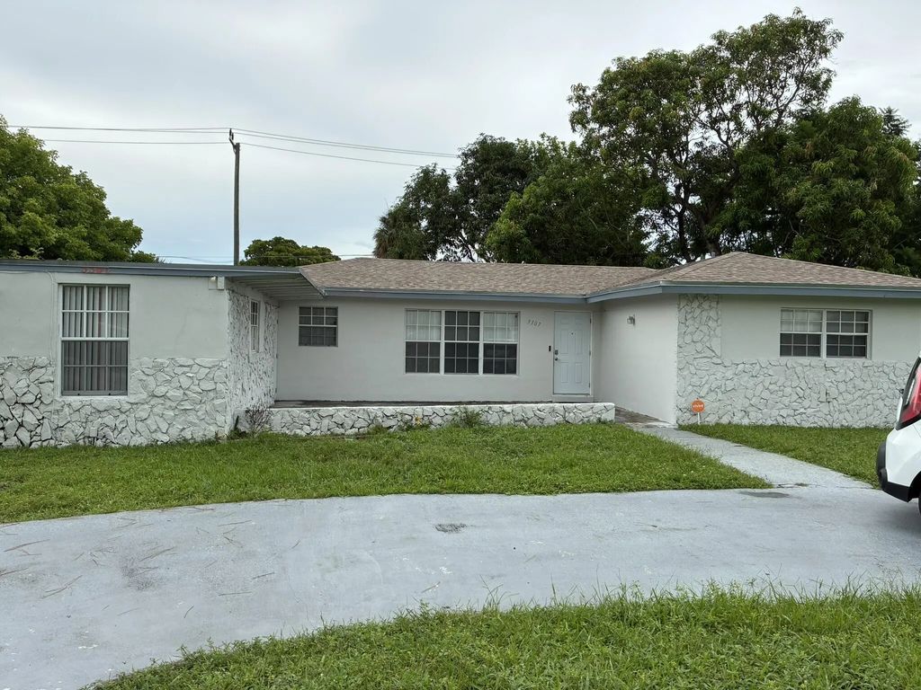 3307 Auburn Boulevard, Fort Lauderdale
