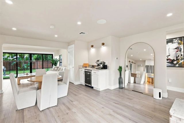 5 of 18 - 1219 Sw 21st Street, Fort Lauderdale, FL