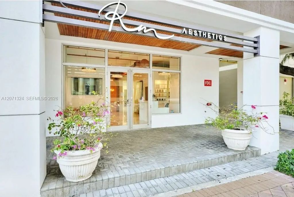 323 Sunny Isles Boulevard, Sunny Isles Beach