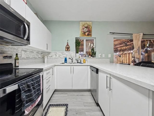 5 of 17 - 396 Nw 12th Place, Florida City, FL