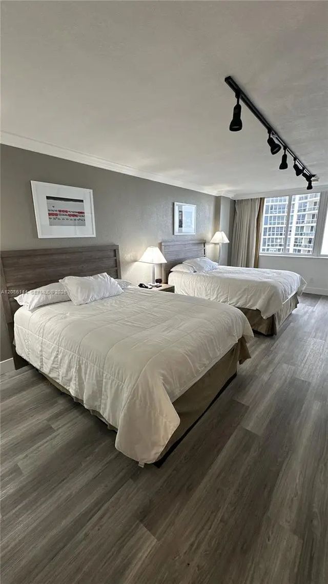 3 of 71 - 19201 Collins Avenue #1119, Sunny Isles Beach, FL