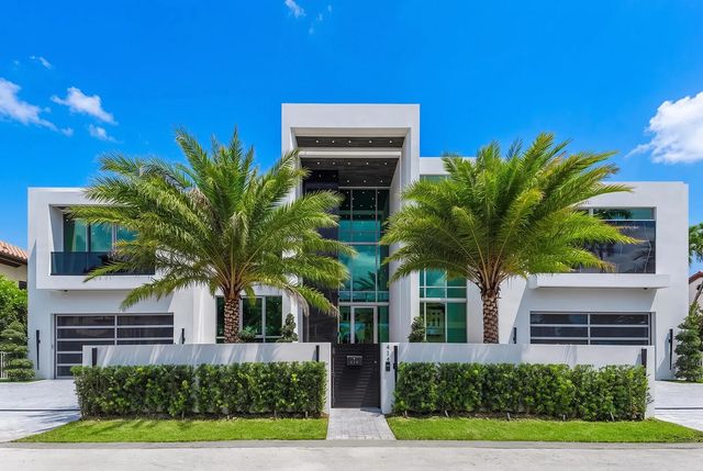 414 Royal Plaza Drive, Fort Lauderdale