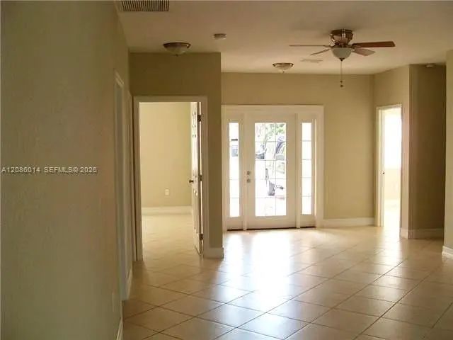 5 of 25 - 6601 Perry Street, Hollywood, FL