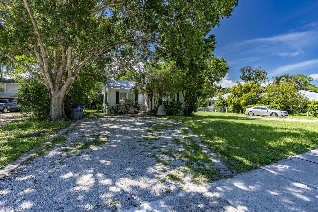 1837 22nd Avenue #unit A, Vero Beach