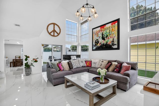 4 of 38 - 5283 Park Place Circle, Boca Raton, FL