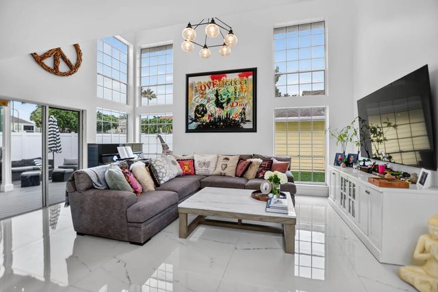 5 of 38 - 5283 Park Place Circle, Boca Raton, FL