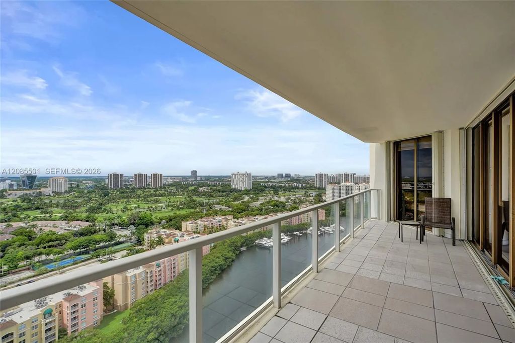 19500 Turnberry Way #23c, Aventura
